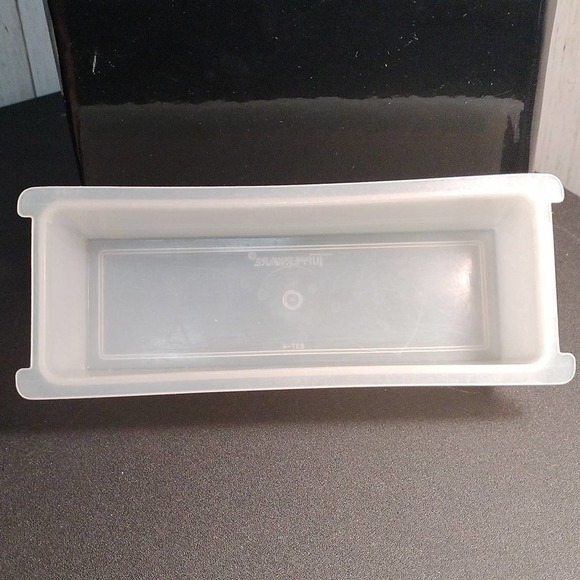 Tupperware 1/4 cup Butter Savers Lid REPLACEMENT #637 (A5) - Picture 5 of 5